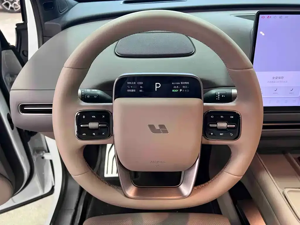 Li Auto Li i6 — фото 2