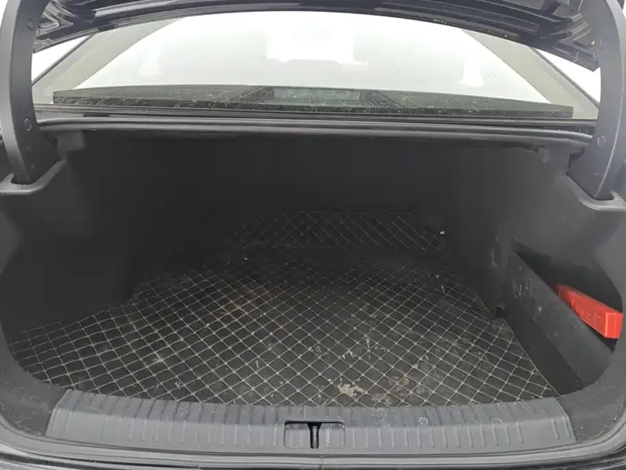 Volkswagen Passat — фото 9