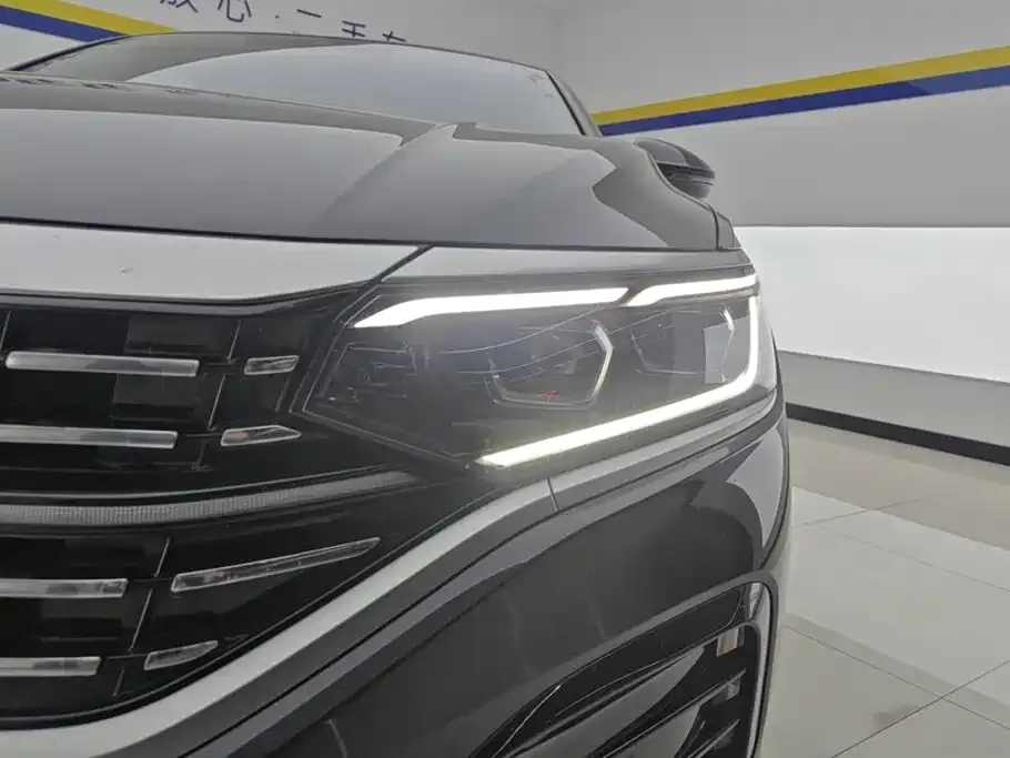 Volkswagen Passat — фото 4