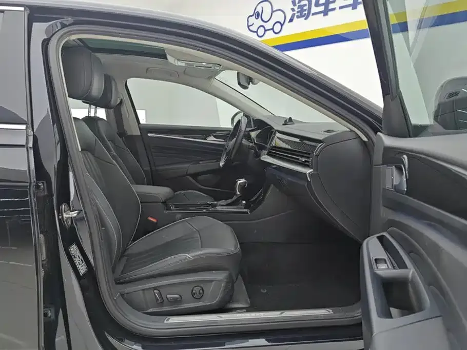 Volkswagen Passat — фото 8