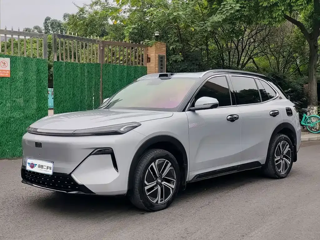 Geely Galaxy Xingjian 7 — фото 1
