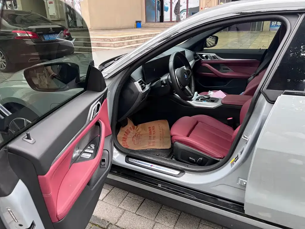 BMW i4 — фото 3