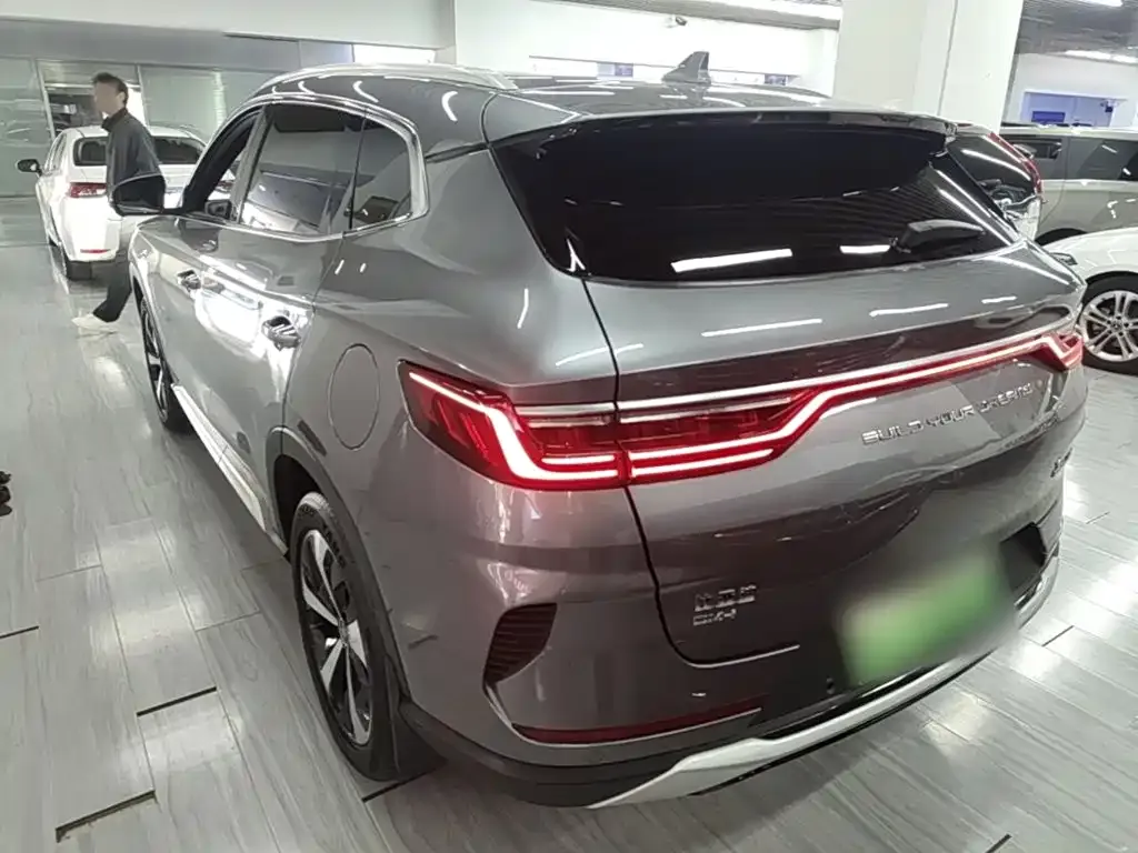 BYD PLUS New Energy — фото 6