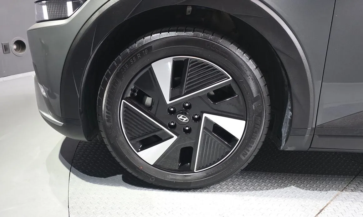 Hyundai Ioniq5 — фото 10