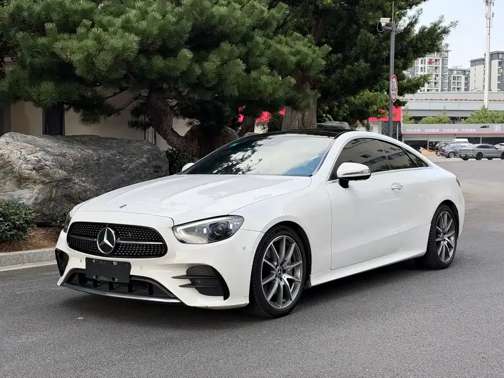 Mercedes-Benz E-Class (Import) — фото 1