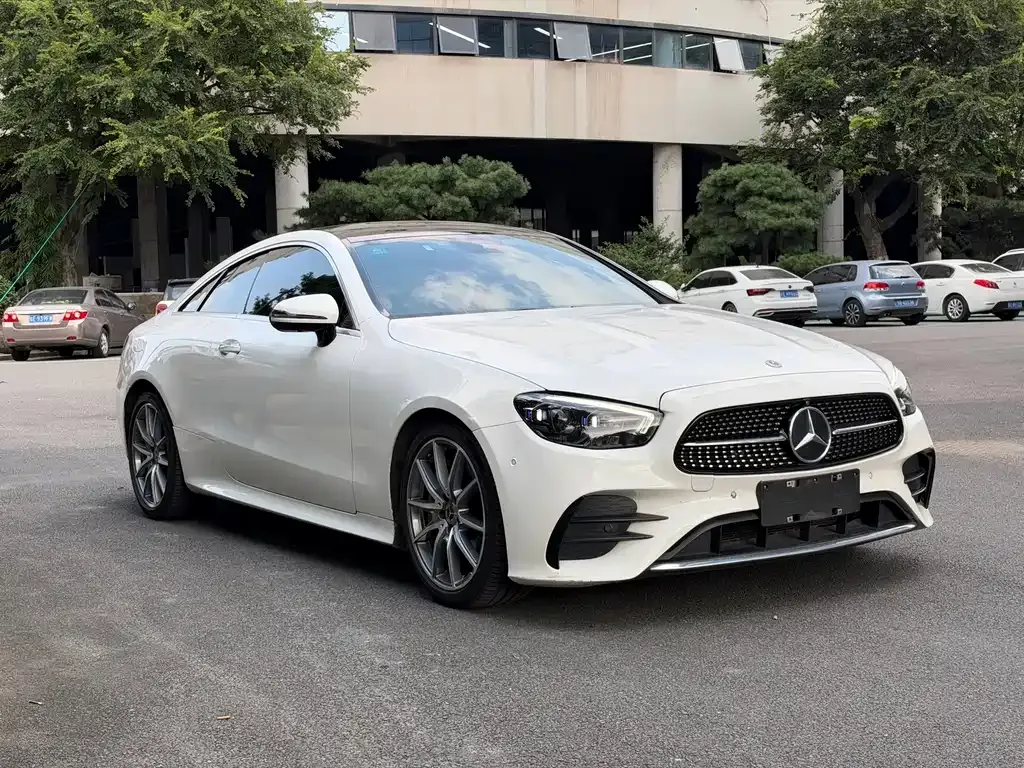 Mercedes-Benz E-Class (Import) — фото 10