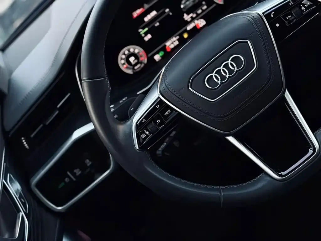 Audi A6L — фото 3