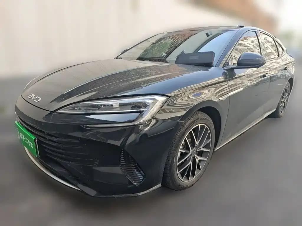 BYD Seal — фото 1