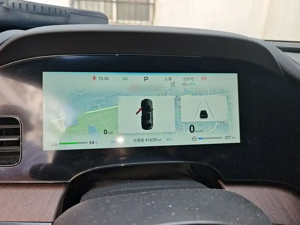 BYD Seal — фото 3