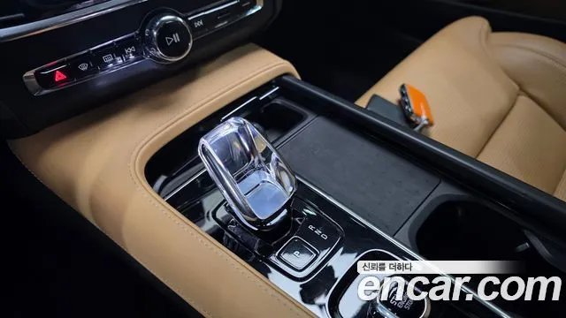 Volvo S90 — фото 10