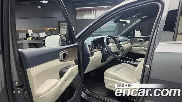Kia Sorento — фото 10