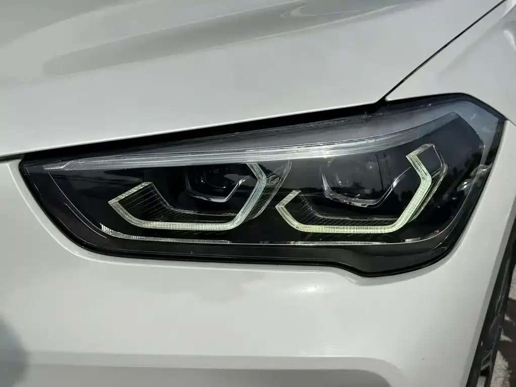 BMW X1 — фото 2