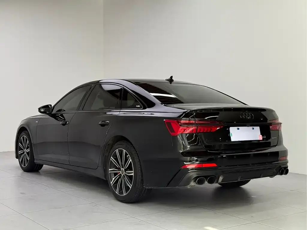 Audi A6L — фото 4