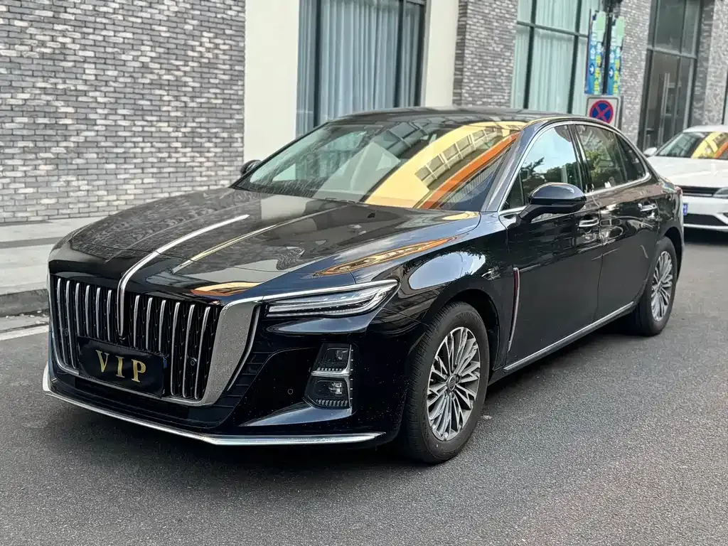Hongqi H5 — фото 1