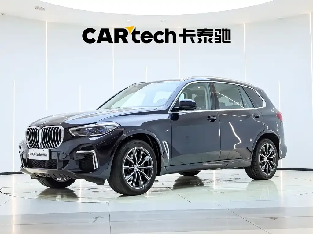 BMW X5 — фото 1
