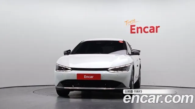 Kia EV6 — фото 3