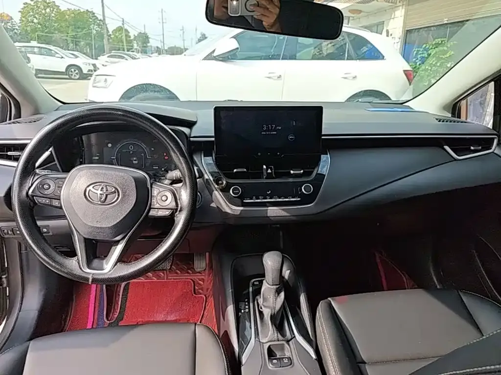 Toyota Corolla — фото 3