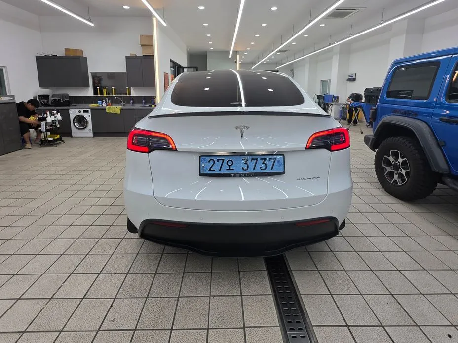 Tesla Model Y — фото 7