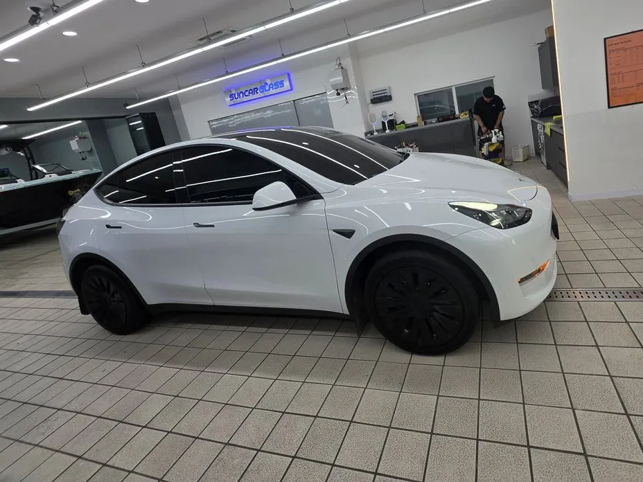 Tesla Model Y — фото 4