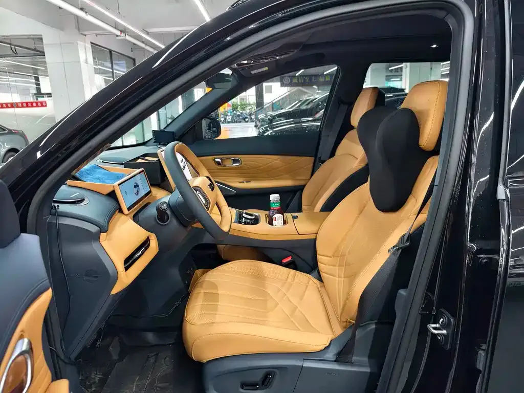 Geely Galaxy Xingjian 7 — фото 10