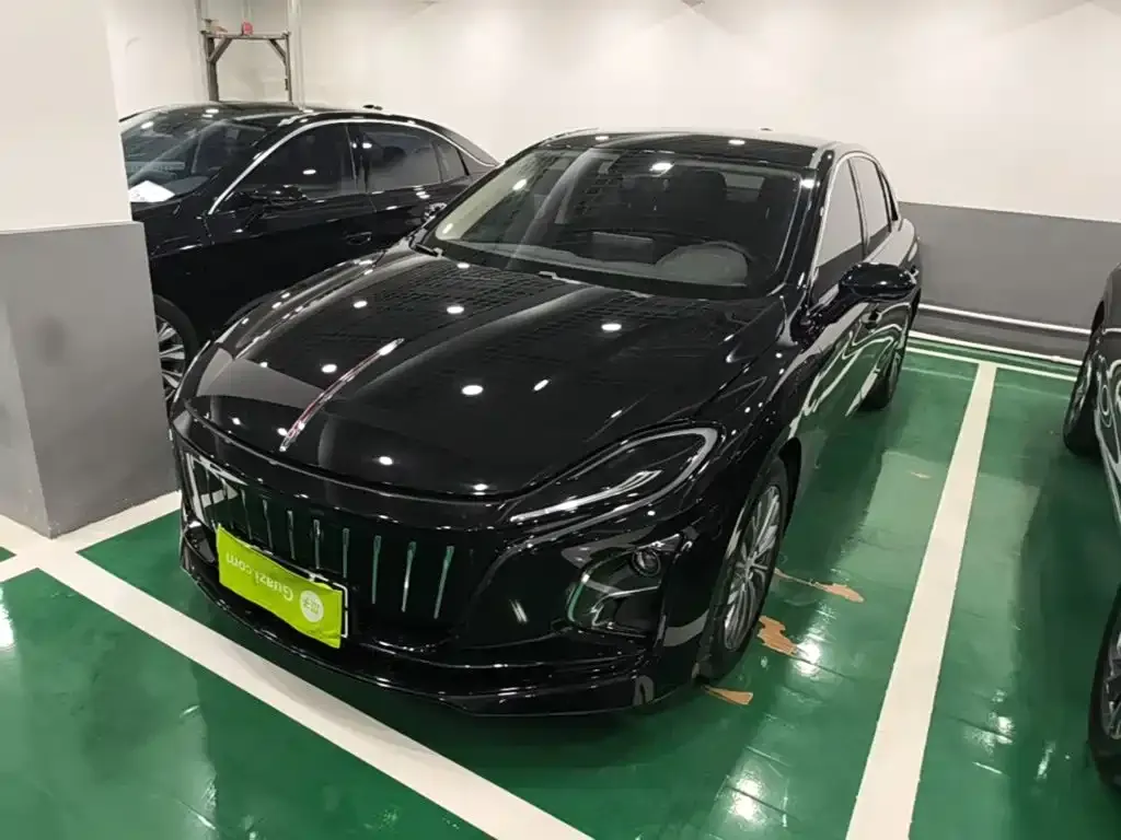 Hongqi E-QM5 — фото 8