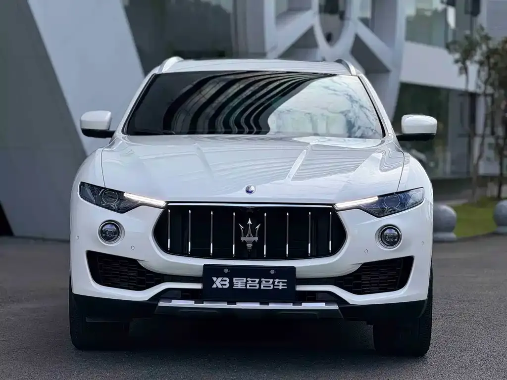 Maserati Levante — фото 5