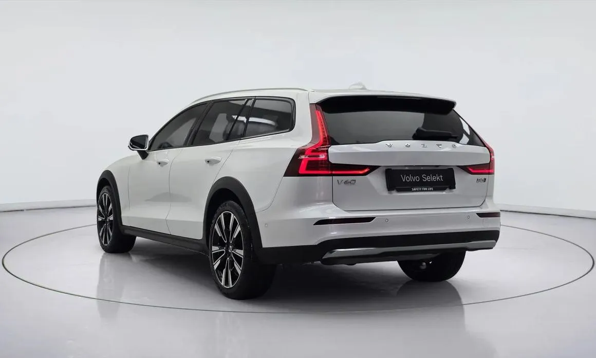 Volvo V60 — фото 3