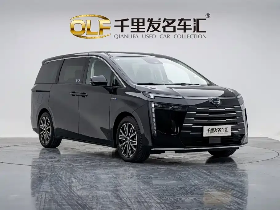 GAC Motor Trumpchi E8 PHEV — фото 6