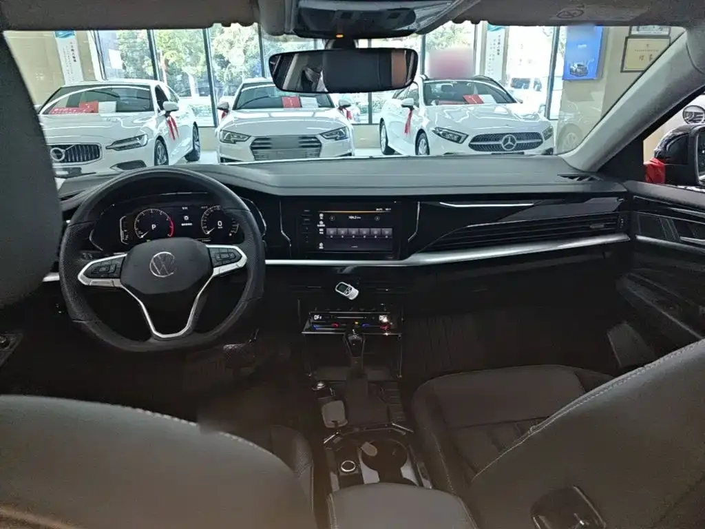 Volkswagen Passat — фото 9
