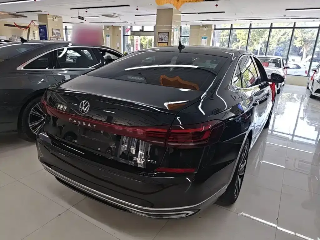 Volkswagen Passat — фото 2