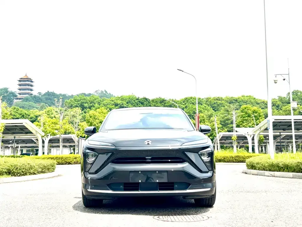 NIO EC6 — фото 7