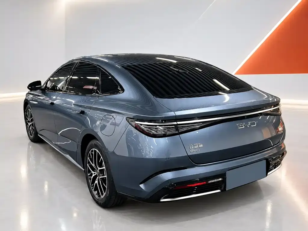 BYD Seal — фото 2