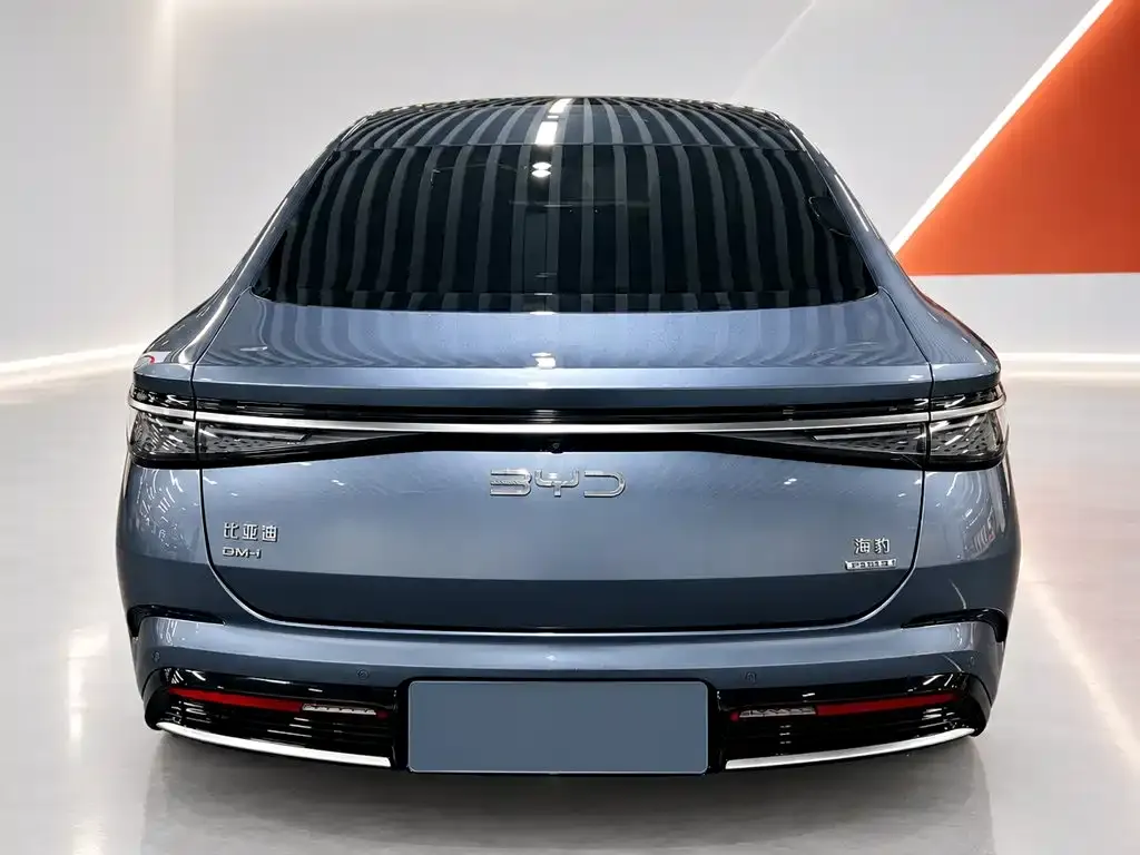 BYD Seal — фото 9