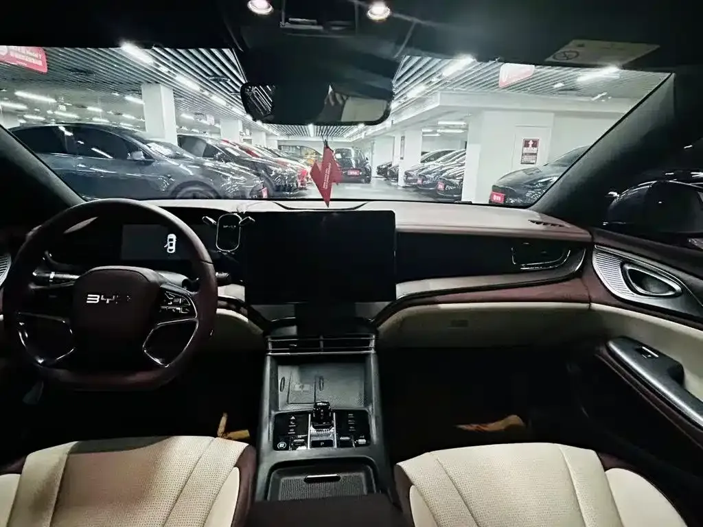 BYD Seal — фото 6