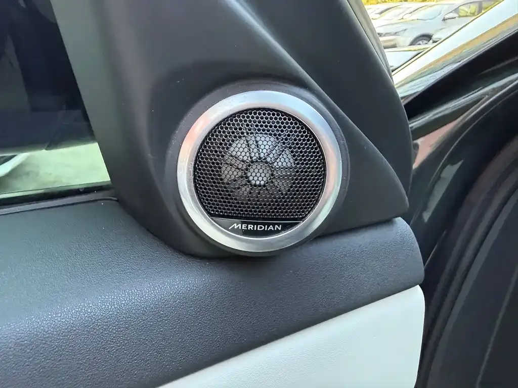 Land Rover Evoque — фото 9