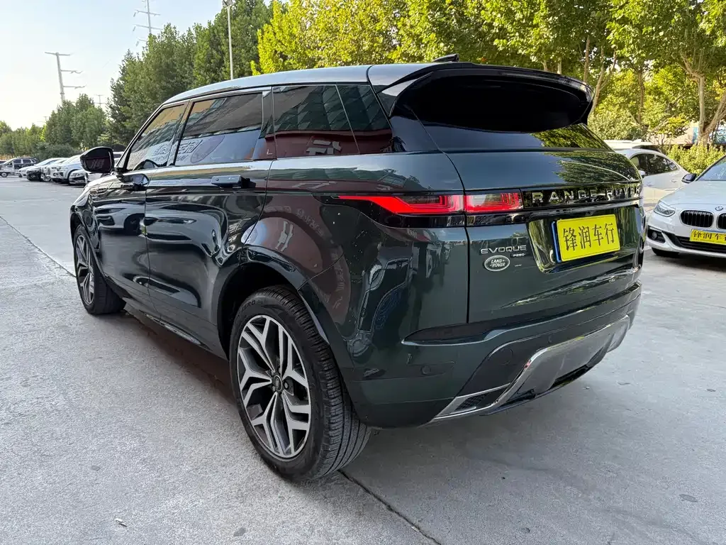 Land Rover Evoque — фото 10