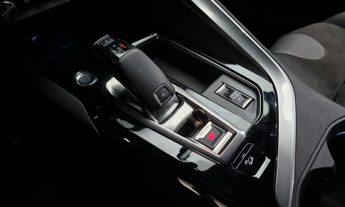 Peugeot 5008 — фото 6