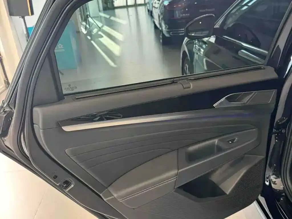 Volkswagen Passat — фото 3