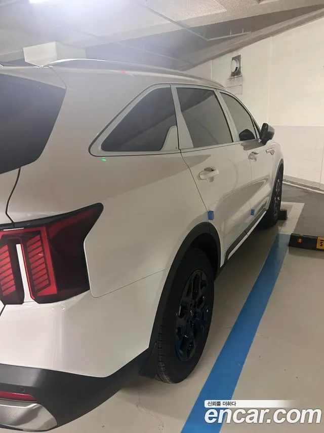 Kia Sorento — фото 8