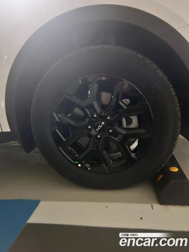 Kia Sorento — фото 4