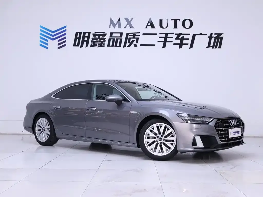 Audi A7L — фото 7