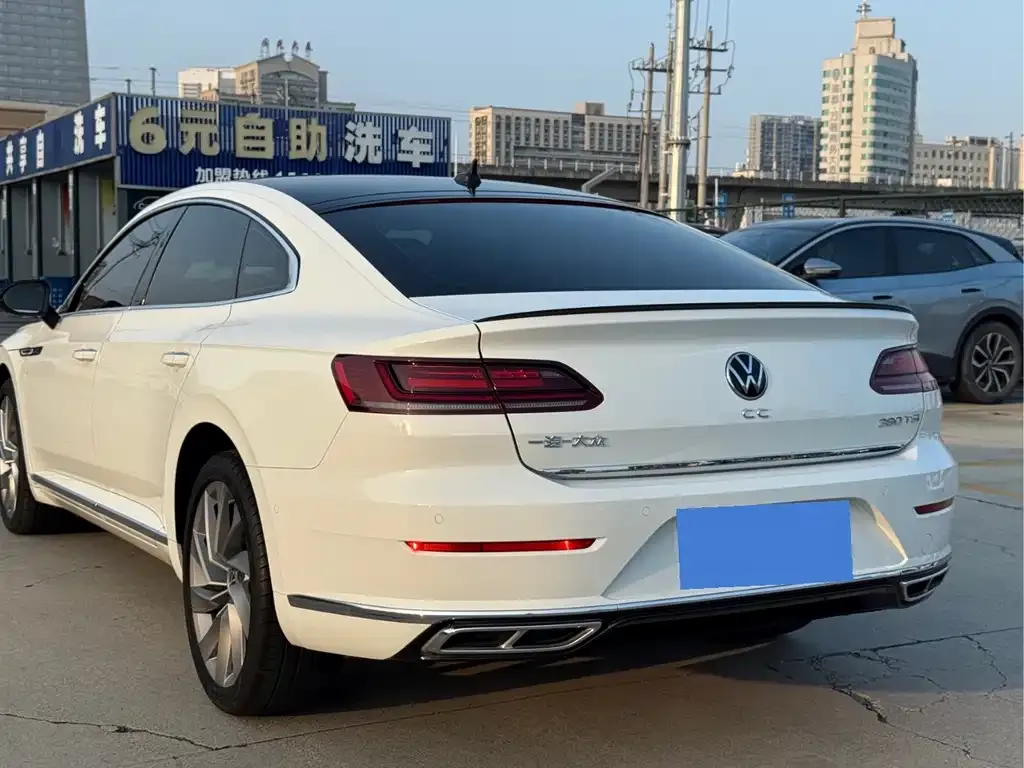 Volkswagen CC — фото 3