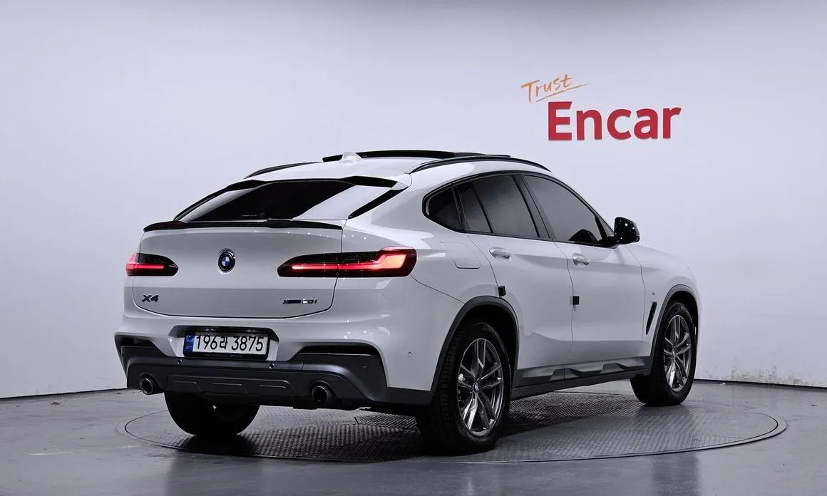 BMW X4 — фото 5