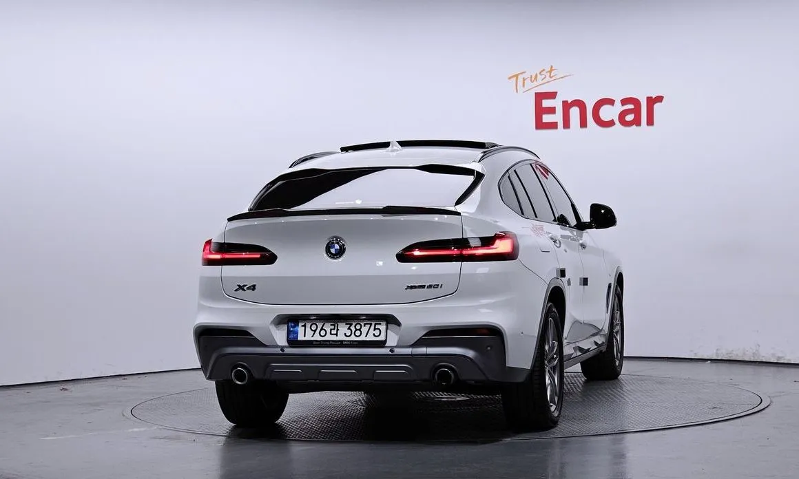 BMW X4 — фото 4