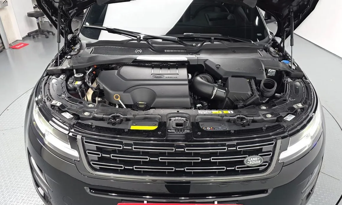 Land Rover Range Rover Evoque — фото 10