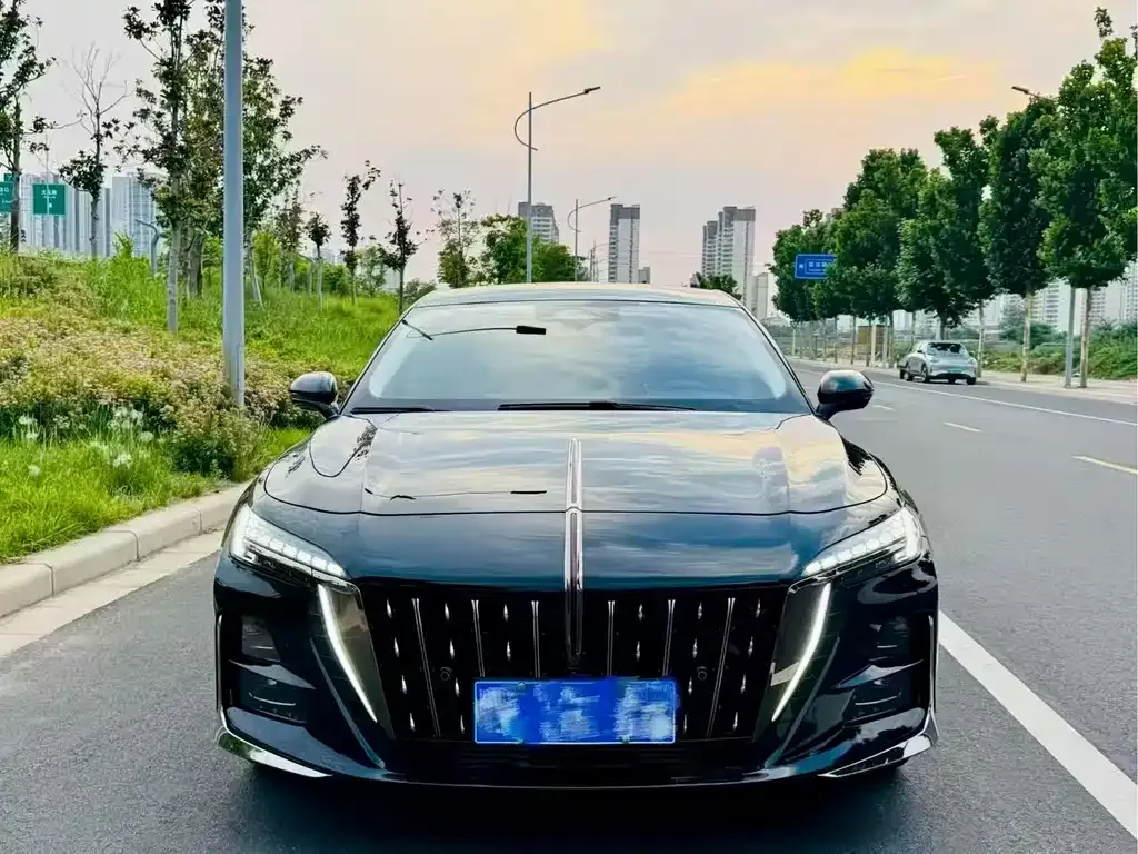 Hongqi H6 — фото 2