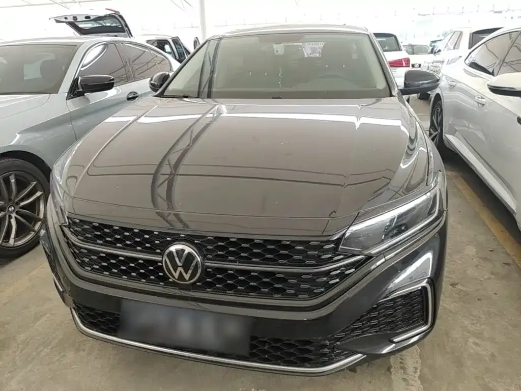 Volkswagen Passat — фото 9
