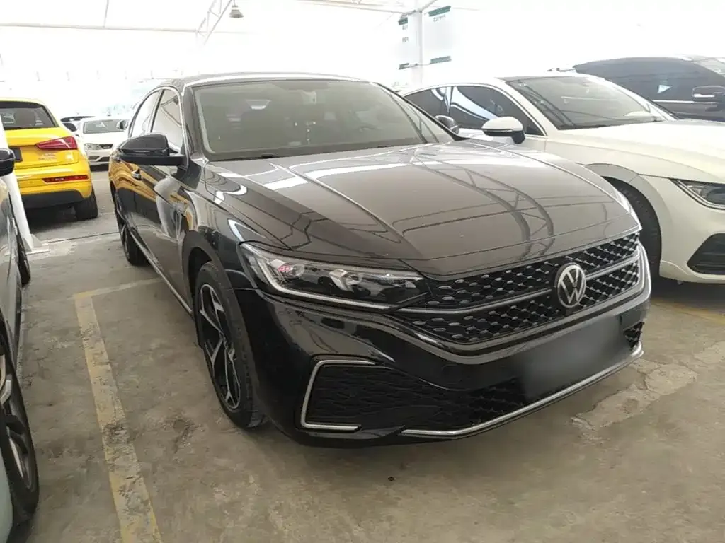 Volkswagen Passat — фото 5