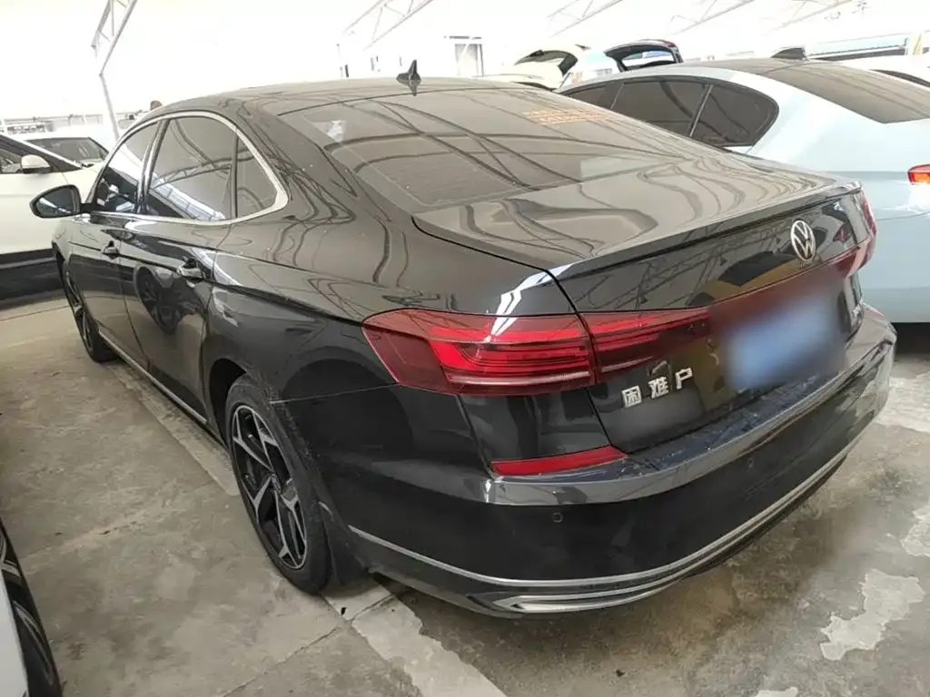 Volkswagen Passat — фото 3