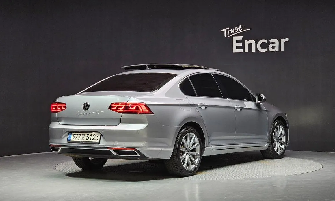 Volkswagen Passat — фото 2